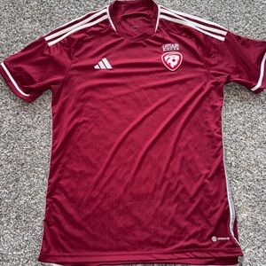 Adidas Latvia Soccer Jersey Mens Large HF1891 Maroon And White